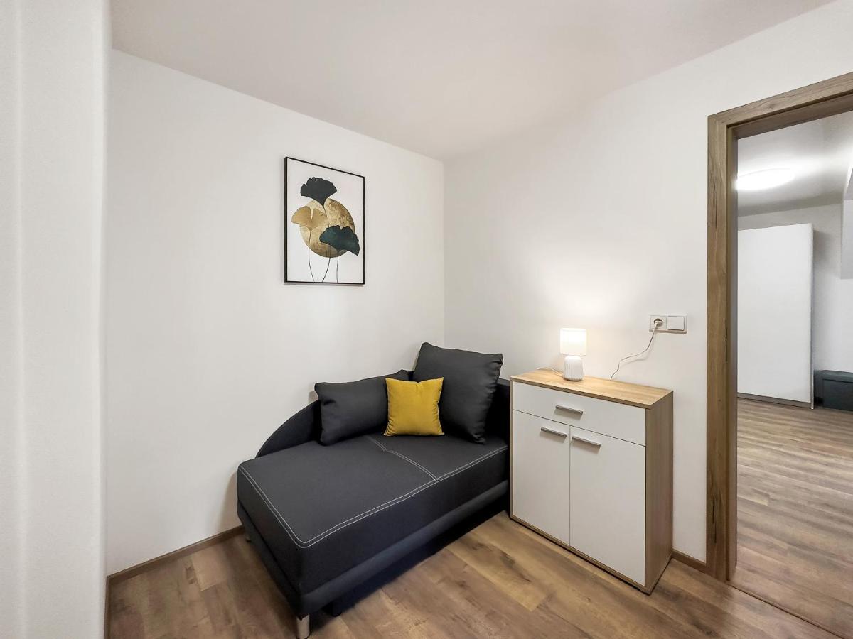 Apartment Katrin 2 Karlovy Vary Bagian luar foto