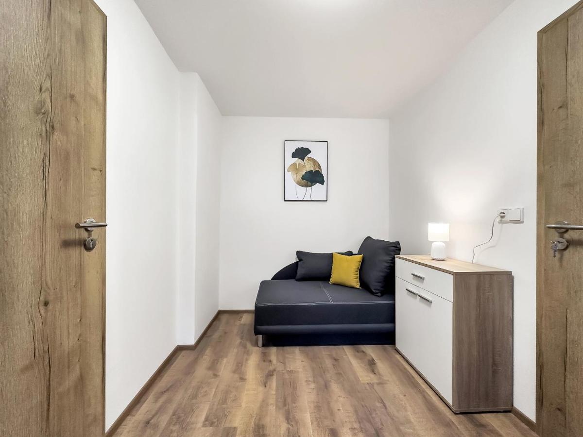 Apartment Katrin 2 Karlovy Vary Bagian luar foto