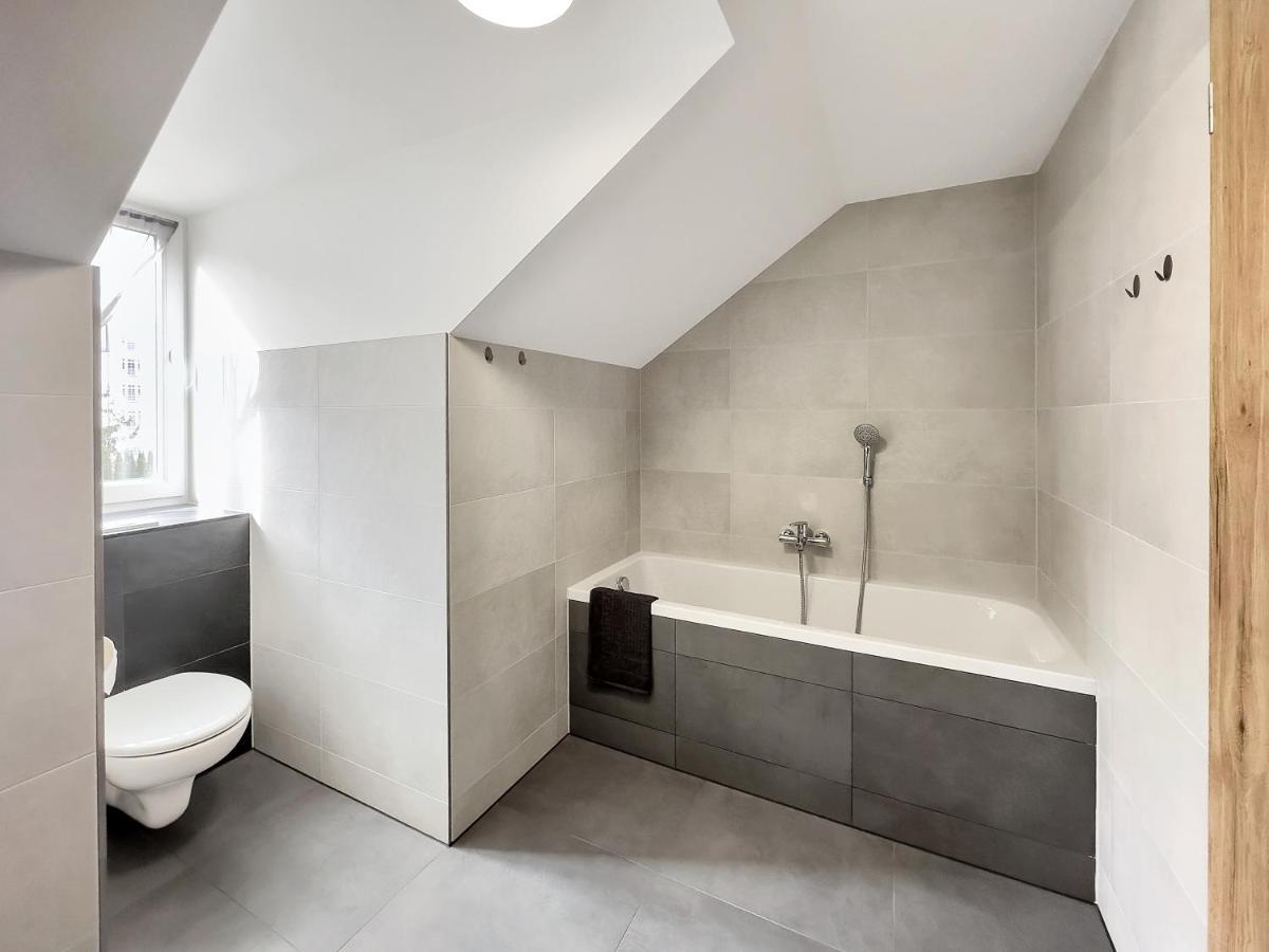 Apartment Katrin 2 Karlovy Vary Bagian luar foto